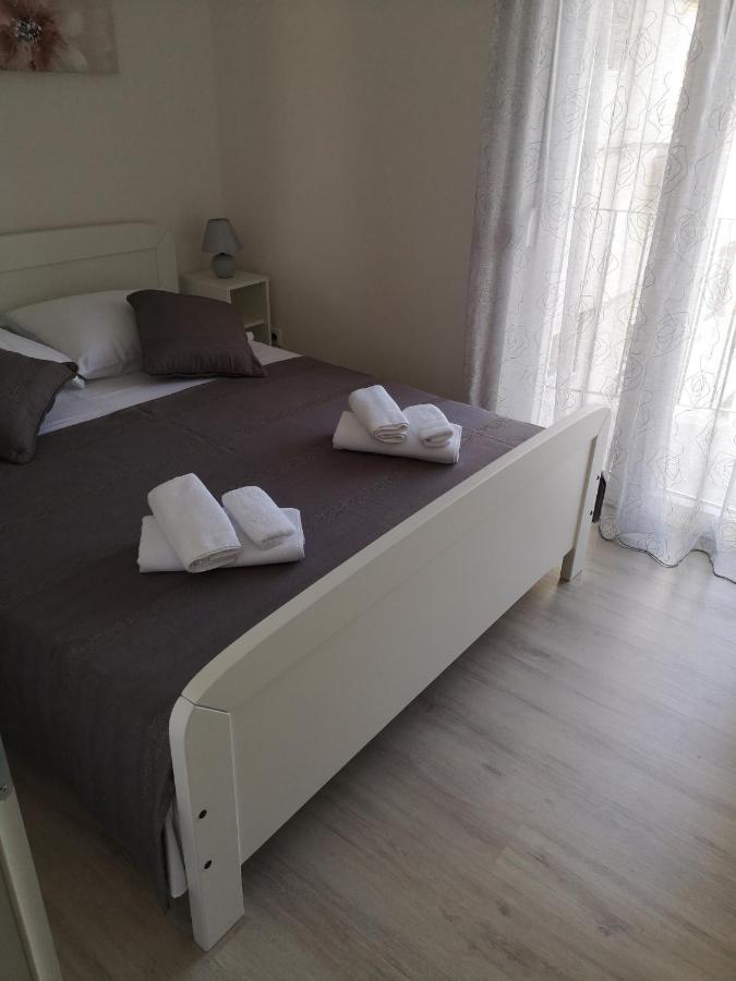 Apartment Mateo Split Bagian luar foto